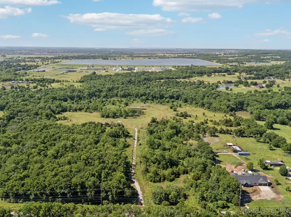 16800 E 11th St, Tulsa, OK 74108