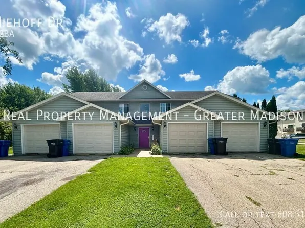 94 Niehoff Dr, Fall River, WI 53932