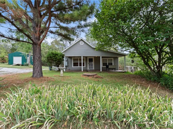 230 S Stone Bridge Rd, Fayetteville, AR 72701