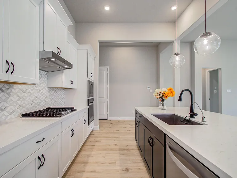21722 Prickly Caterpillar Ct — Photo 8