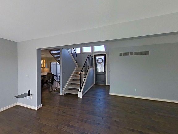 3rd image of 35476 Heritage Ln #11