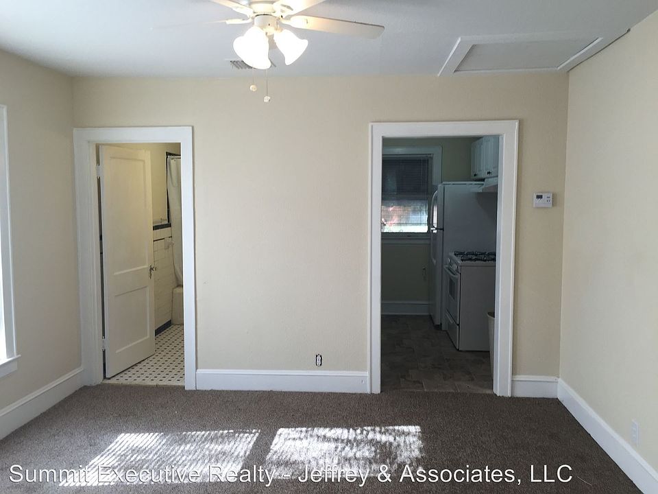 1st image of 2207 Creswell Ave