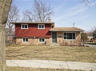 2618 Patricia Ct, Ann Arbor, MI