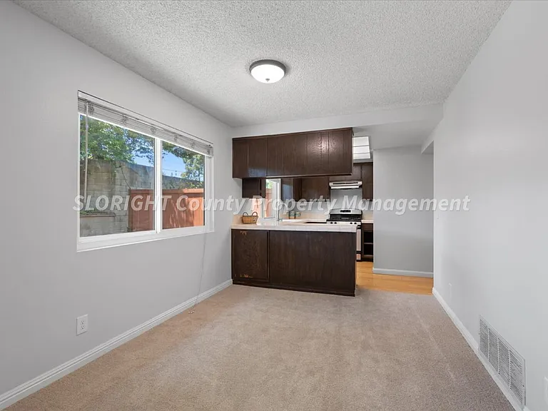 1351 Royal Way #4 — Photo 8