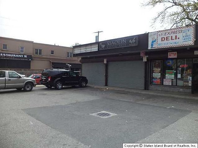1st image of 4176 Victory Blvd