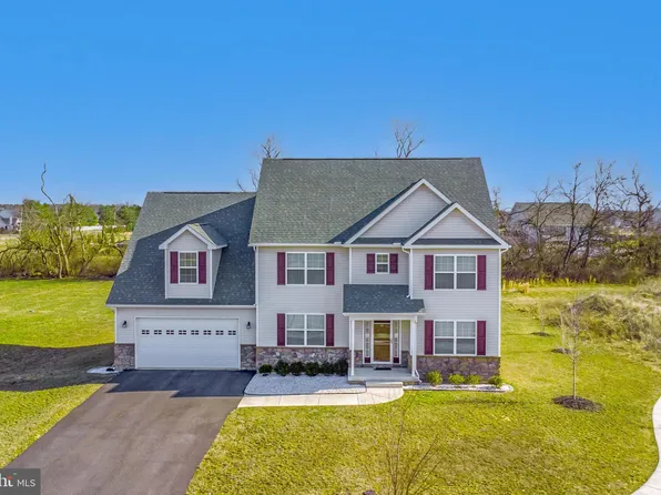 207 Serenity Ln, Middletown, DE 19709