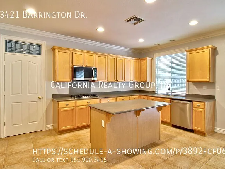 33421 Barrington Dr — Photo 18