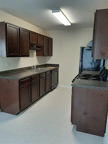4900 Pecan St — Photo 9