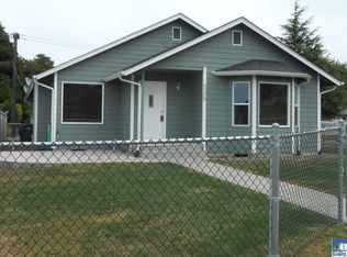 535 E 7th St, Port Angeles, WA 98362