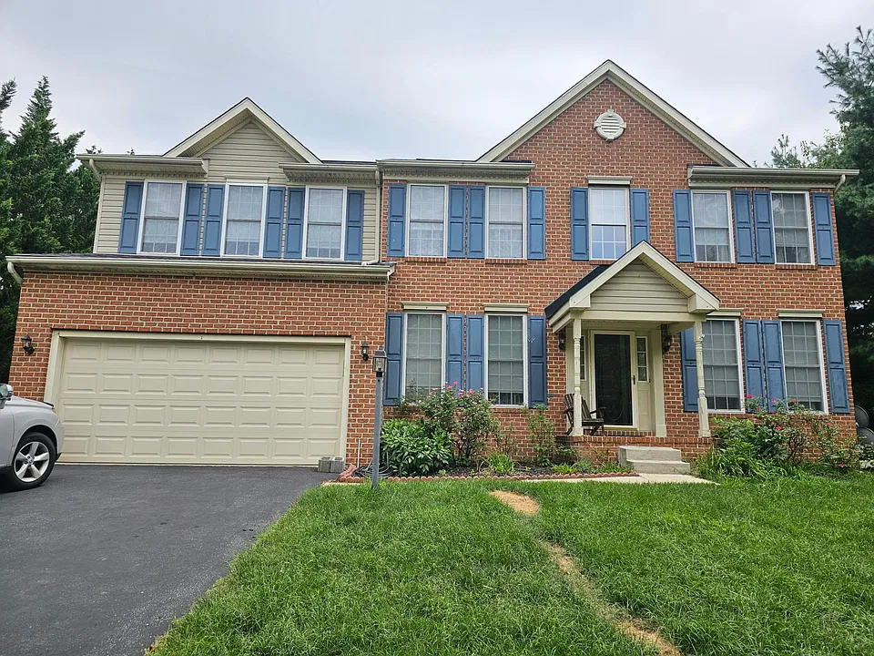 6204 Parkview Ct