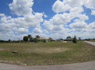 1220 NE 41st Ter, Cape Coral, FL 33909