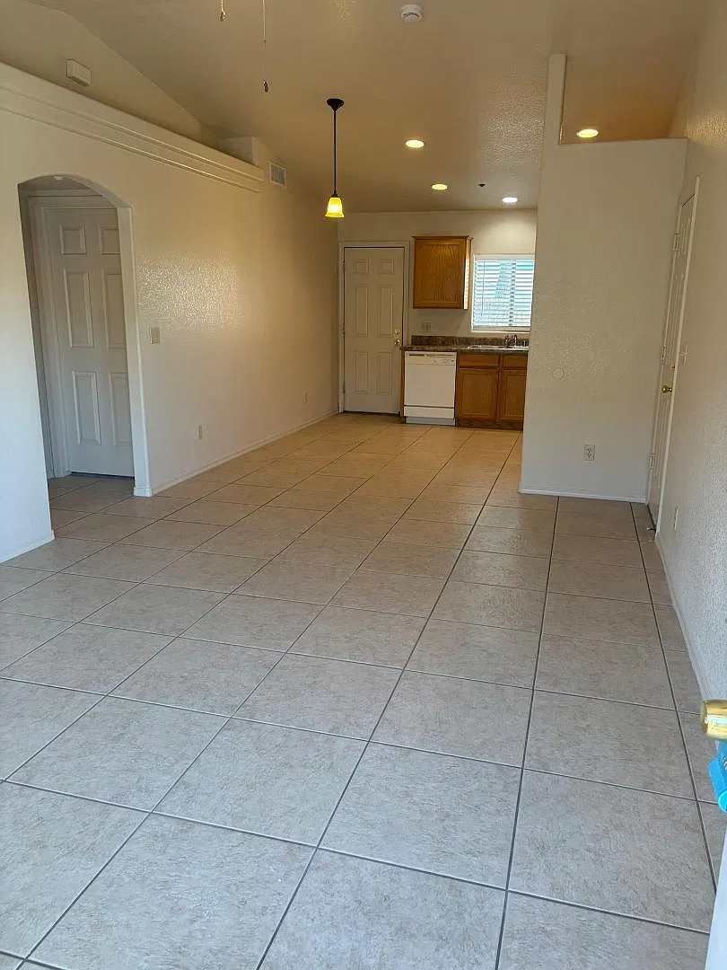 2459 Tradewind Dr - 101 — Photo 2