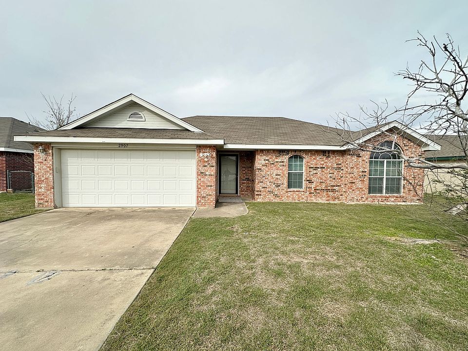 1st image of 2907 Maria Dr