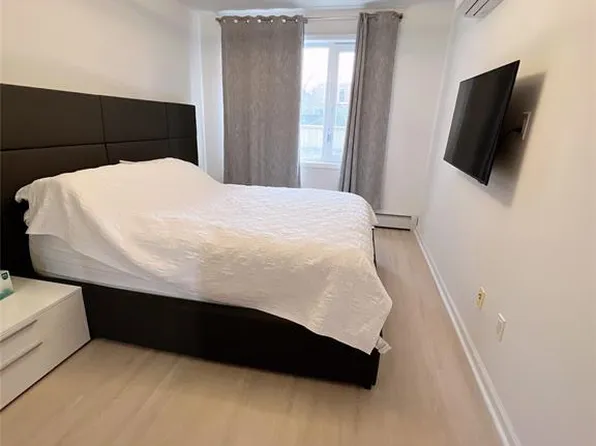 138-12 Northern Boulevard image 13 of 16