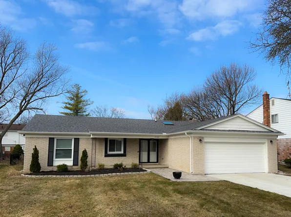 27705 Harvard Rd, Southfield, MI 48076