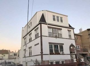 38 Grace St, Jersey City, NJ 07307