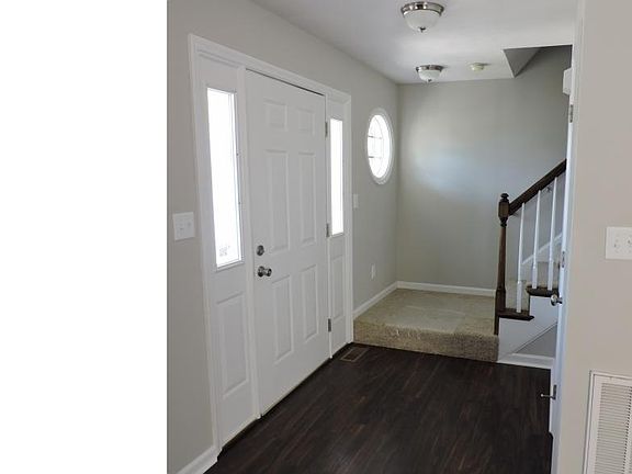 4th image of 6009 Mezzanine Ct