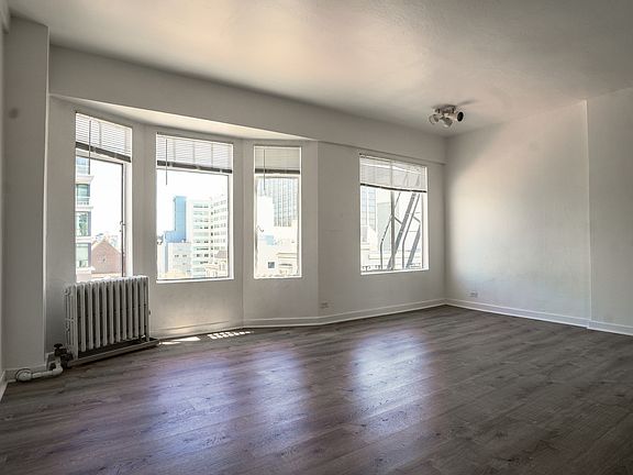 5th image of 812 Eddy St #501