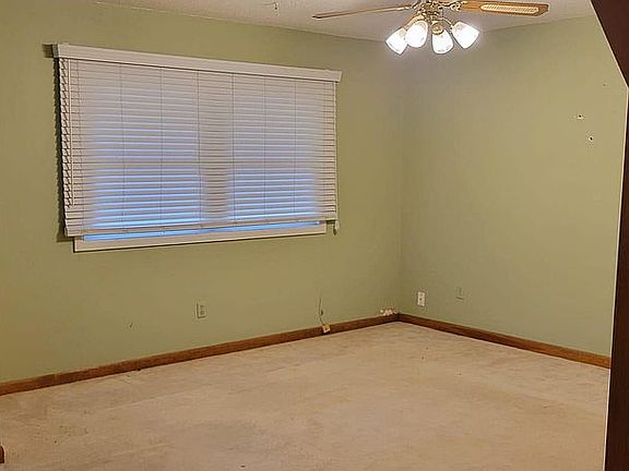 3rd image of 4208 Highland Dr