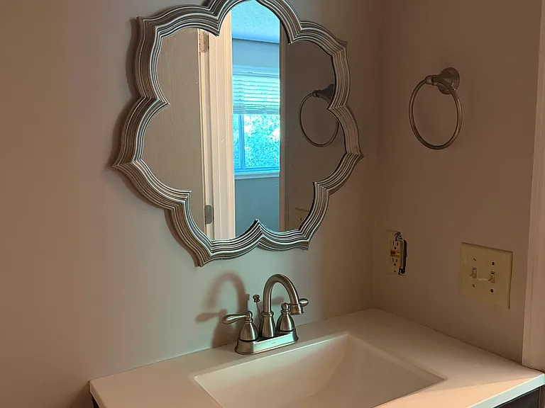 15 Christopher Dr #B — Photo 10