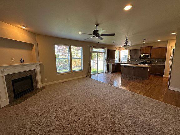 5th image of 4219 Cashmere Dr NE