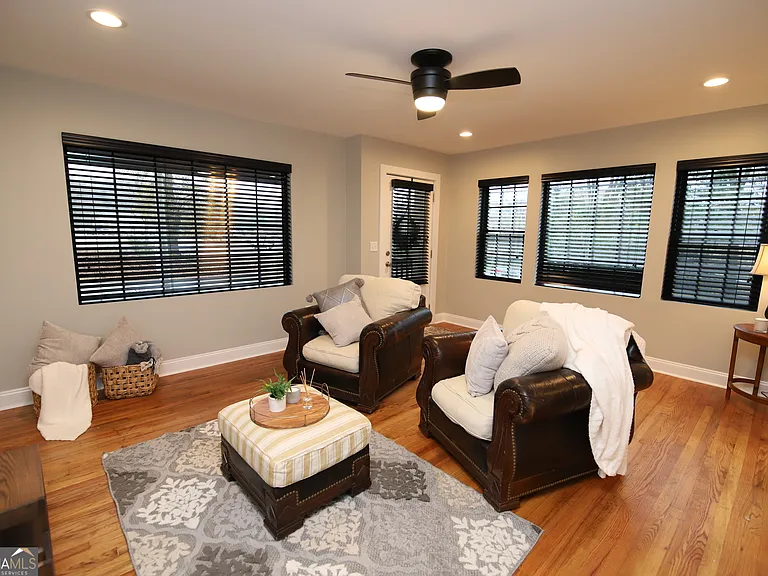 1007 Vernon St #B — Photo 6