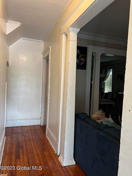 4th image of 5 Lincoln Avenue