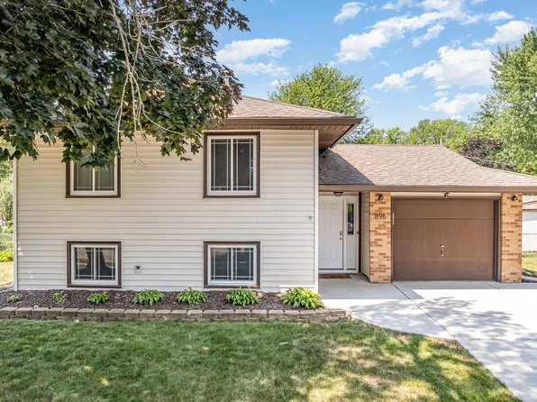 896 Golding Ln, Apple Valley, MN 55124