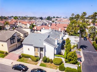 17081 Green Ln, Huntington Beach, CA 92649