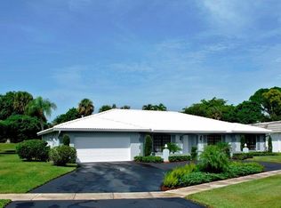 6966 S Grande Dr, Boca Raton, FL 33433