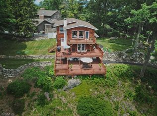 4 Dogwood Trl, Sparta, NJ 07871