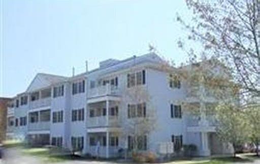 2nd image of 68 Temple St APT 304