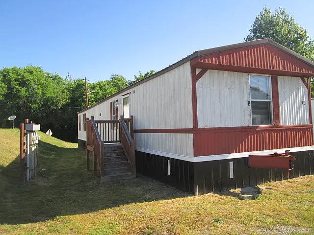 25 Old Halifax Rd — Photo 15