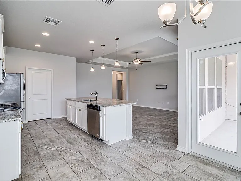 8010 Calma St — Photo 18