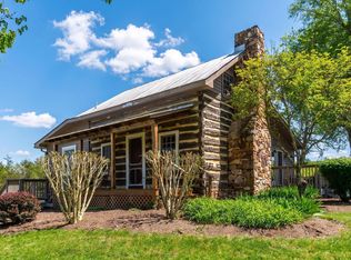 1772 Newport Rd, Raphine, VA 24472