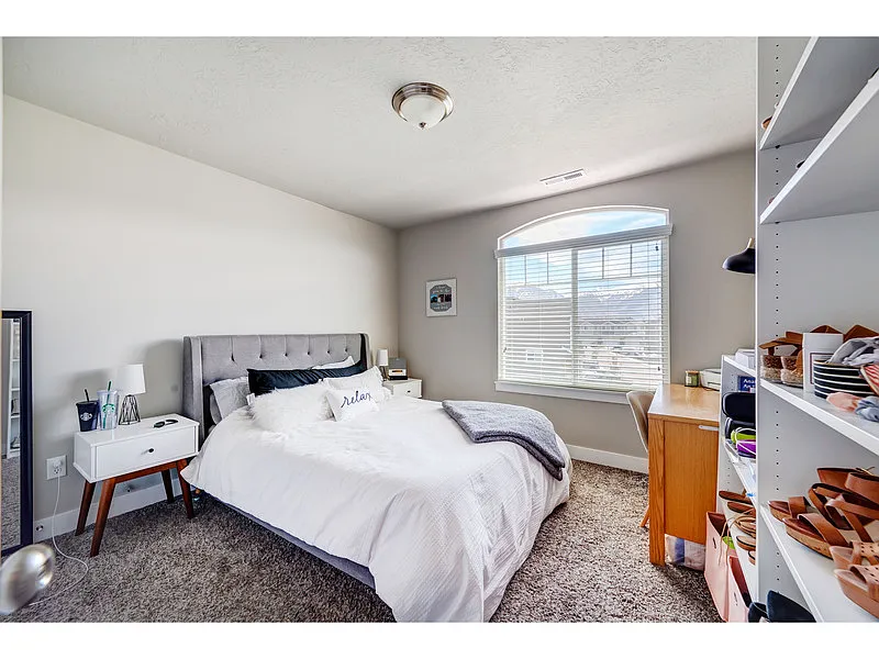 Building Photo - 1818 W 680 S #MASTER ROOM