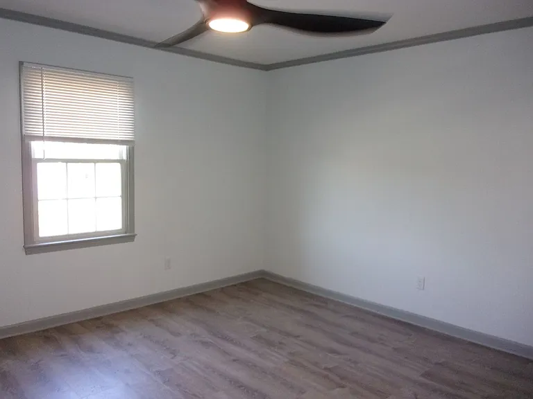 403 N Wilson St #102 — Photo 12