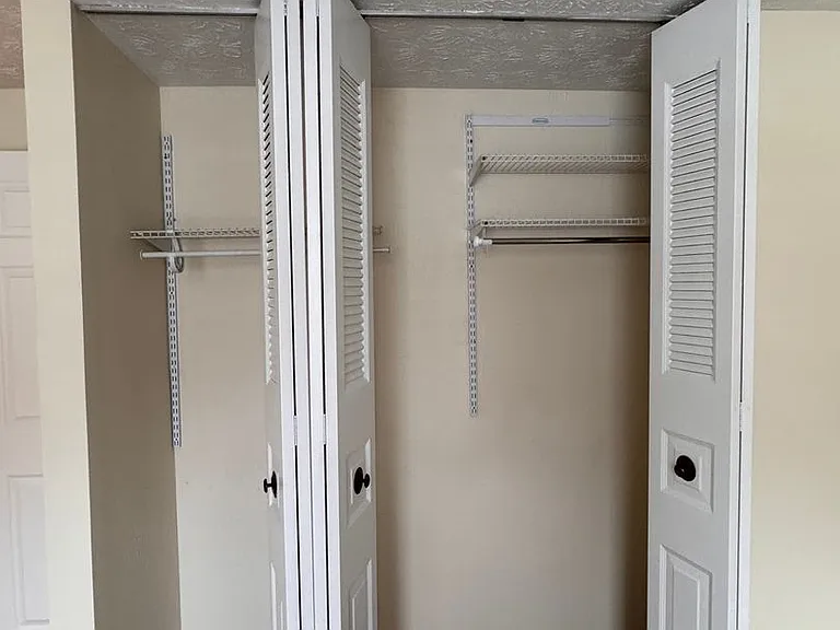 300 Pegotty Ct NE — Photo 19