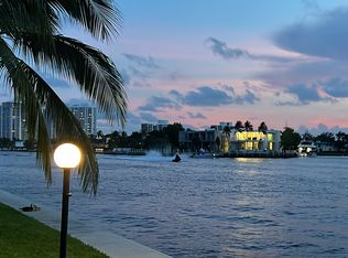1889 S Ocean Dr APT 111, Hallandale, FL 33009