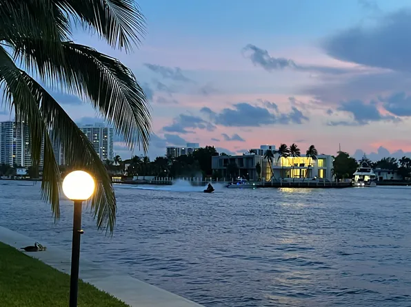 1889 S Ocean Dr APT 111, Hallandale, FL 33009