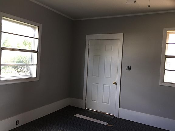 Living Room front door-- step on ceramic tile as you enter.