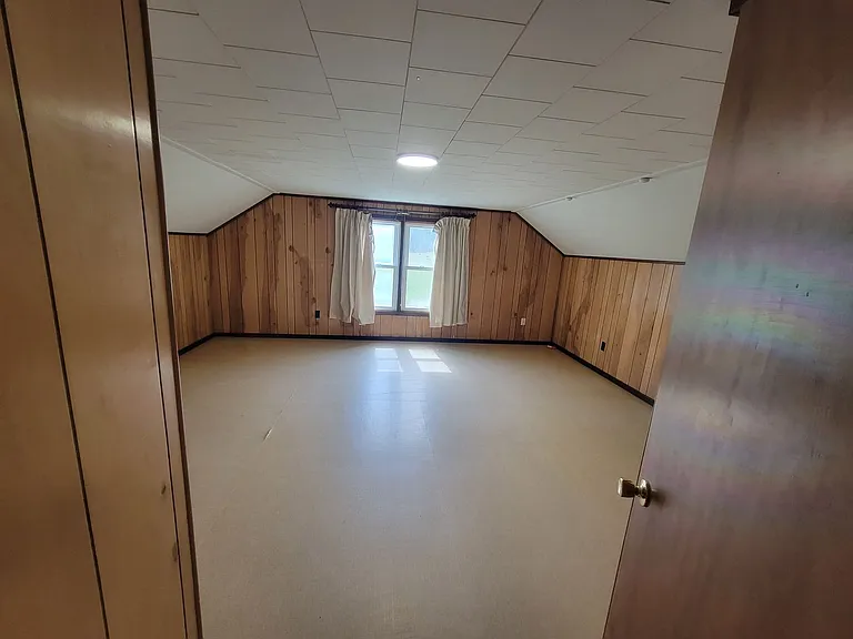 1151 Pease Rd — Photo 26