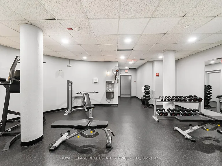 5785 Yonge St #601 — Photo 28