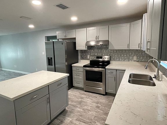 5th image of 35 S H St #35