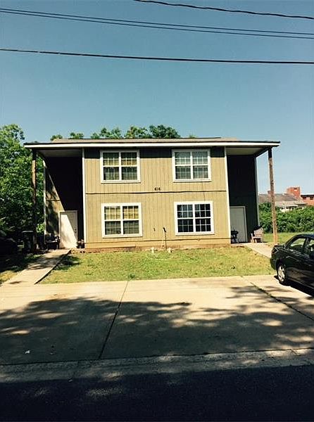 2nd image of 614 Pine Park St