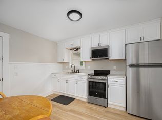 849 Tower Hill Rd APT 4, North Kingstown, RI 02852