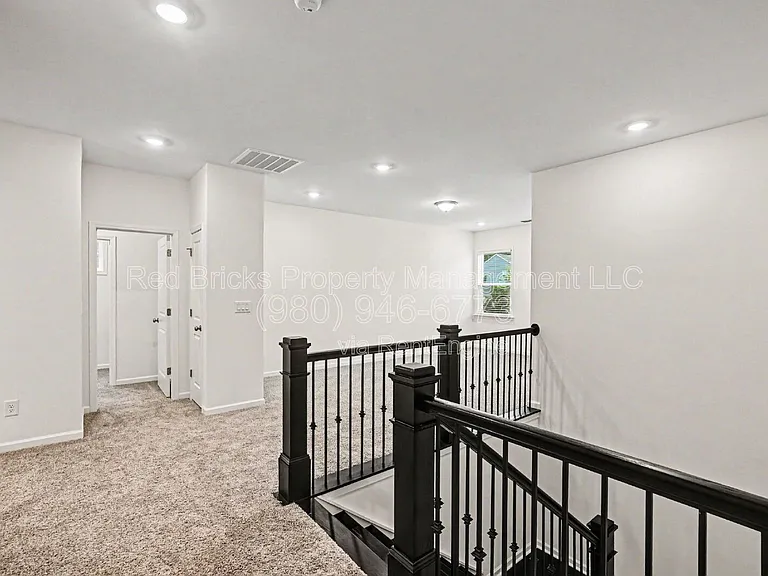 11026 Lochmere Rd — Photo 18