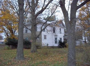 14817 Gleason Rd, Three Rivers, MI 49093