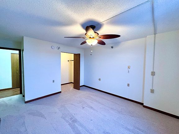 5th image of 7600 Golden Valley Rd APT 502