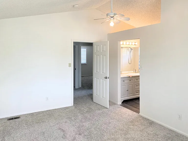 11383 Gray St — Photo 11